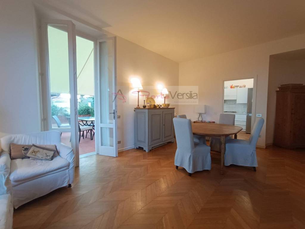 appartamento in vendita a Forte dei Marmi