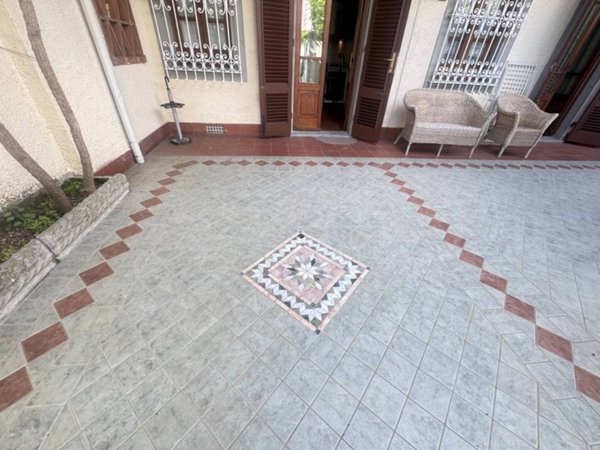 casa indipendente in vendita a Forte dei Marmi