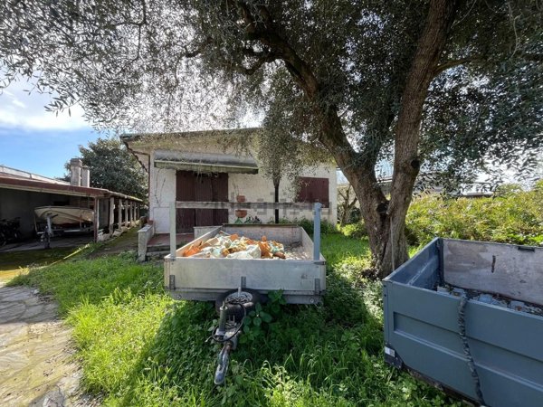 casa indipendente in vendita a Forte dei Marmi