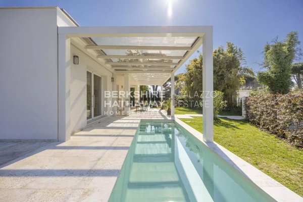 casa indipendente in vendita a Forte dei Marmi