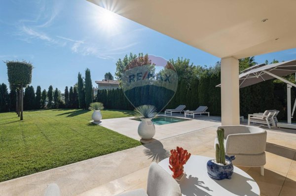 casa indipendente in vendita a Forte dei Marmi