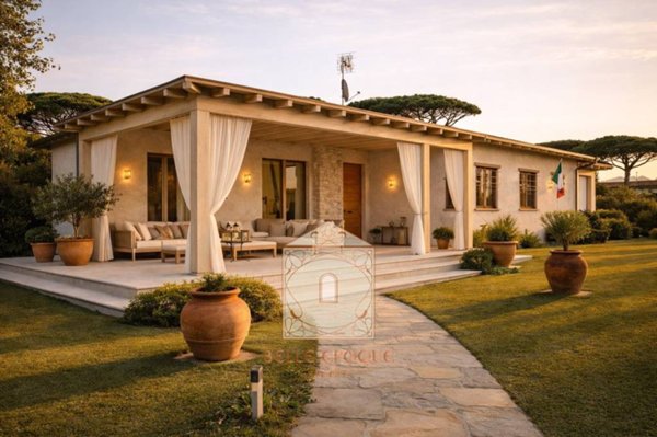 casa indipendente in vendita a Forte dei Marmi