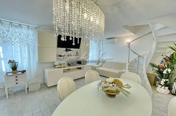 casa indipendente in vendita a Forte dei Marmi