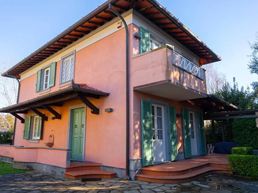 casa indipendente in vendita a Forte dei Marmi