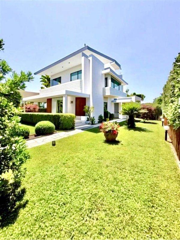 casa indipendente in vendita a Forte dei Marmi