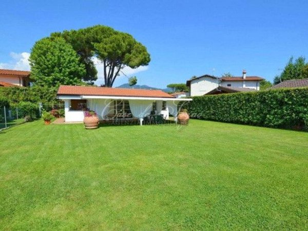 appartamento in vendita a Forte dei Marmi