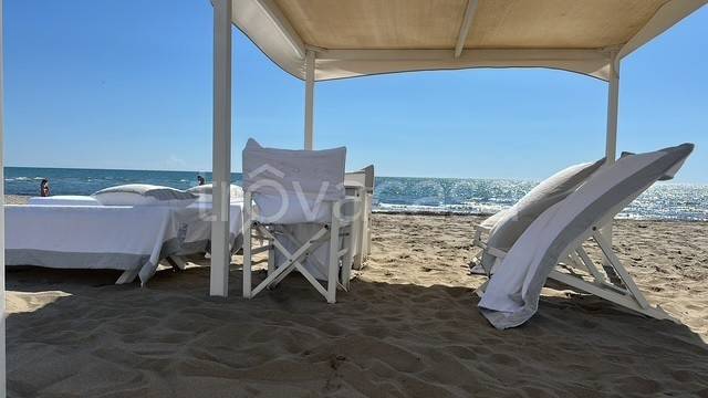 casa indipendente in vendita a Forte dei Marmi