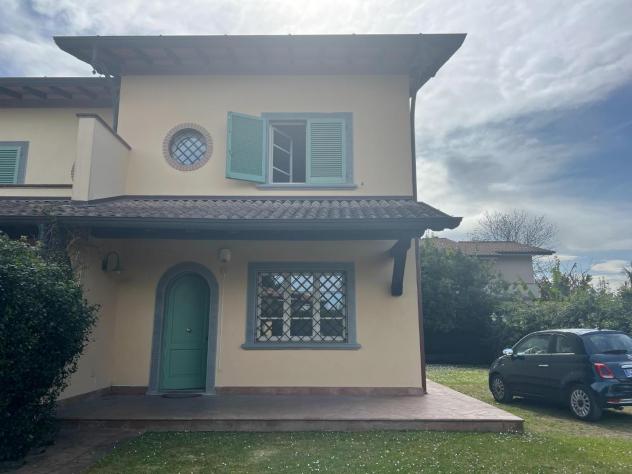 casa indipendente in vendita a Forte dei Marmi