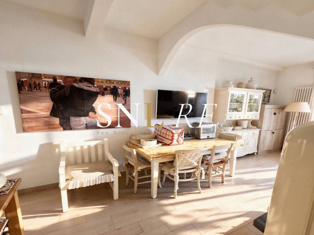 casa indipendente in vendita a Forte dei Marmi in zona Roma Imperiale