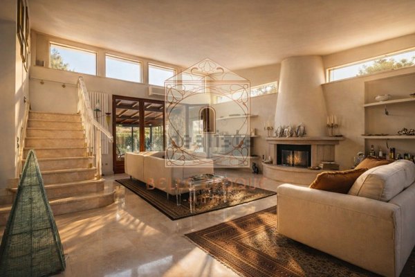 casa indipendente in vendita a Forte dei Marmi in zona Vittoria Apuana