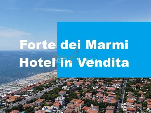 intera palazzina in vendita a Forte dei Marmi