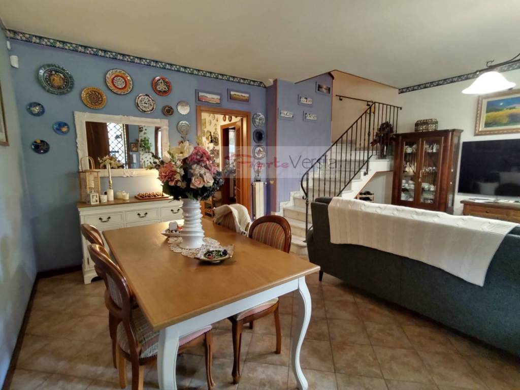 casa indipendente in vendita a Forte dei Marmi