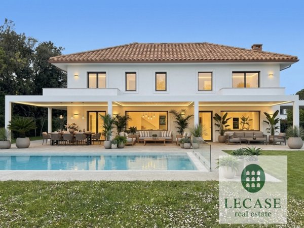 casa indipendente in vendita a Forte dei Marmi
