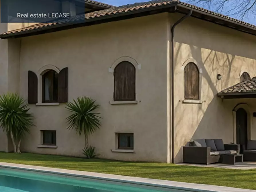 casa indipendente in vendita a Forte dei Marmi