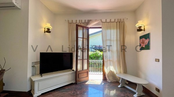 casa indipendente in vendita a Forte dei Marmi