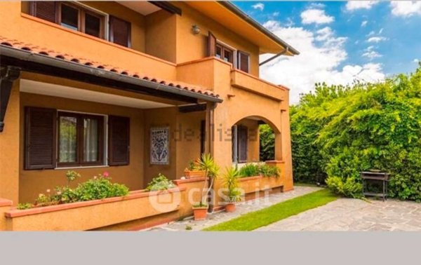 casa indipendente in vendita a Forte dei Marmi