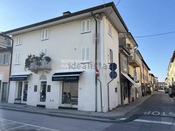 appartamento in vendita a Forte dei Marmi