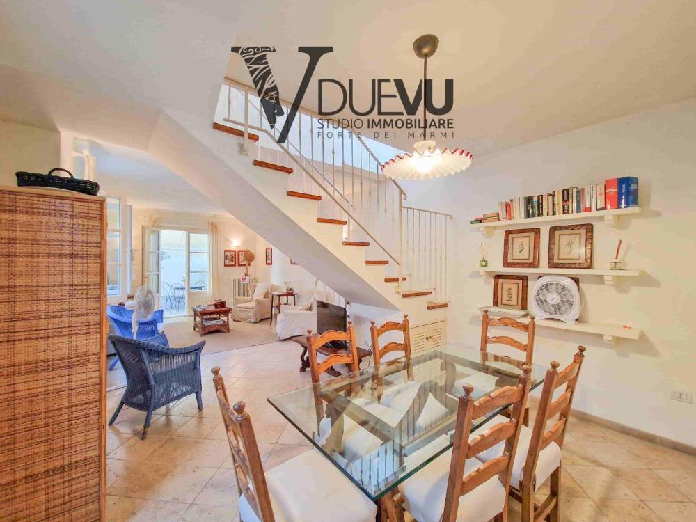 casa indipendente in vendita a Forte dei Marmi