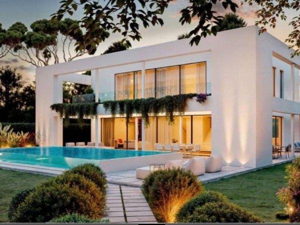 casa indipendente in vendita a Forte dei Marmi