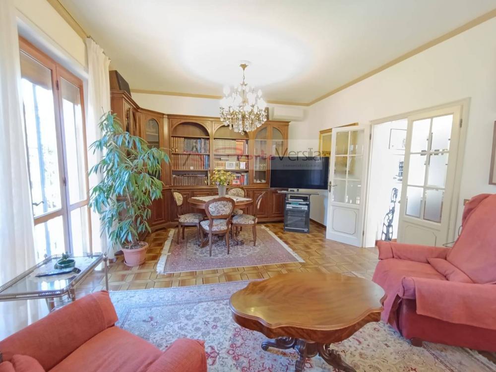 casa indipendente in vendita a Forte dei Marmi