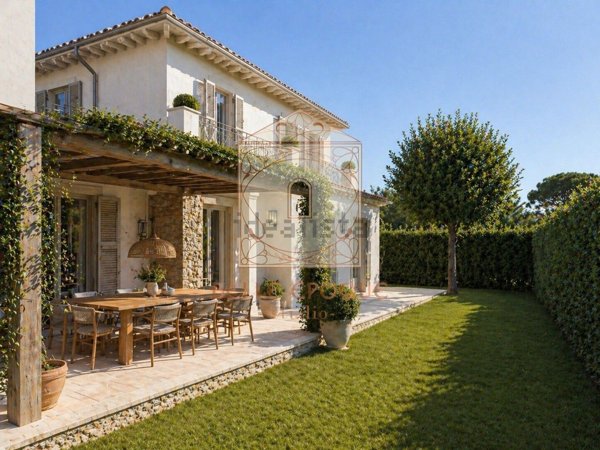 casa indipendente in vendita a Forte dei Marmi
