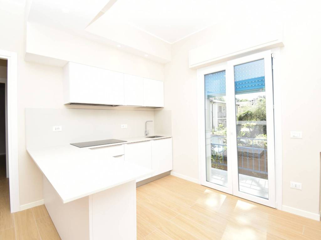 appartamento in vendita a Forte dei Marmi in zona Vittoria Apuana