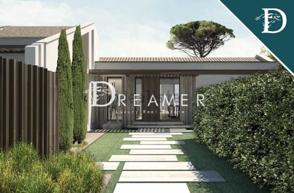 casa indipendente in vendita a Forte dei Marmi in zona Vittoria Apuana