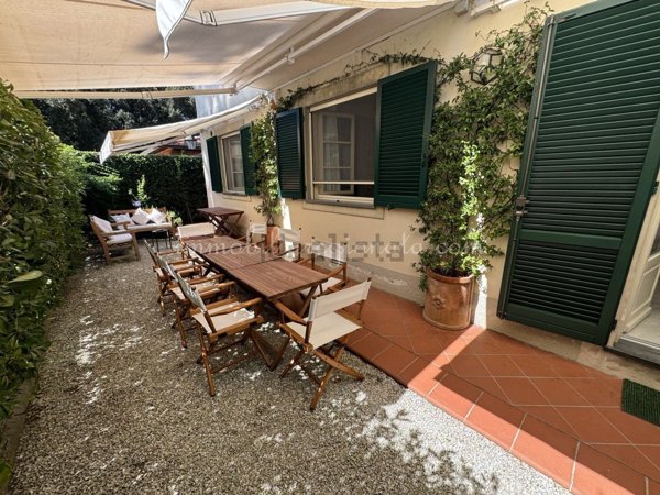 appartamento in vendita a Forte dei Marmi