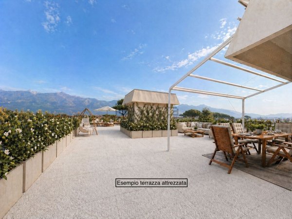 appartamento in vendita a Forte dei Marmi in zona Vittoria Apuana