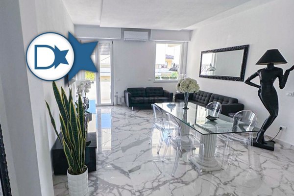 appartamento in vendita a Forte dei Marmi in zona Vittoria Apuana