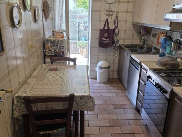 casa indipendente in vendita a Forte dei Marmi in zona Vittoria Apuana