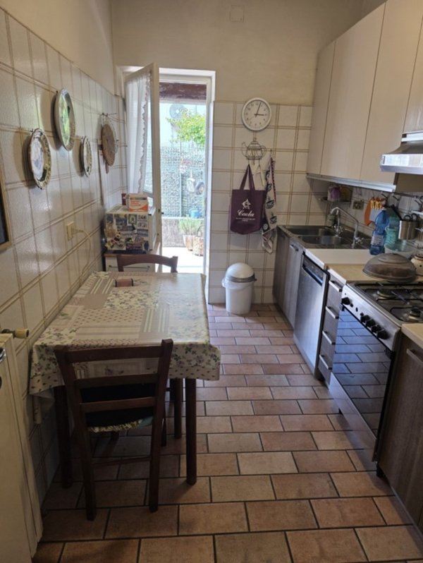 casa indipendente in vendita a Forte dei Marmi in zona Vittoria Apuana