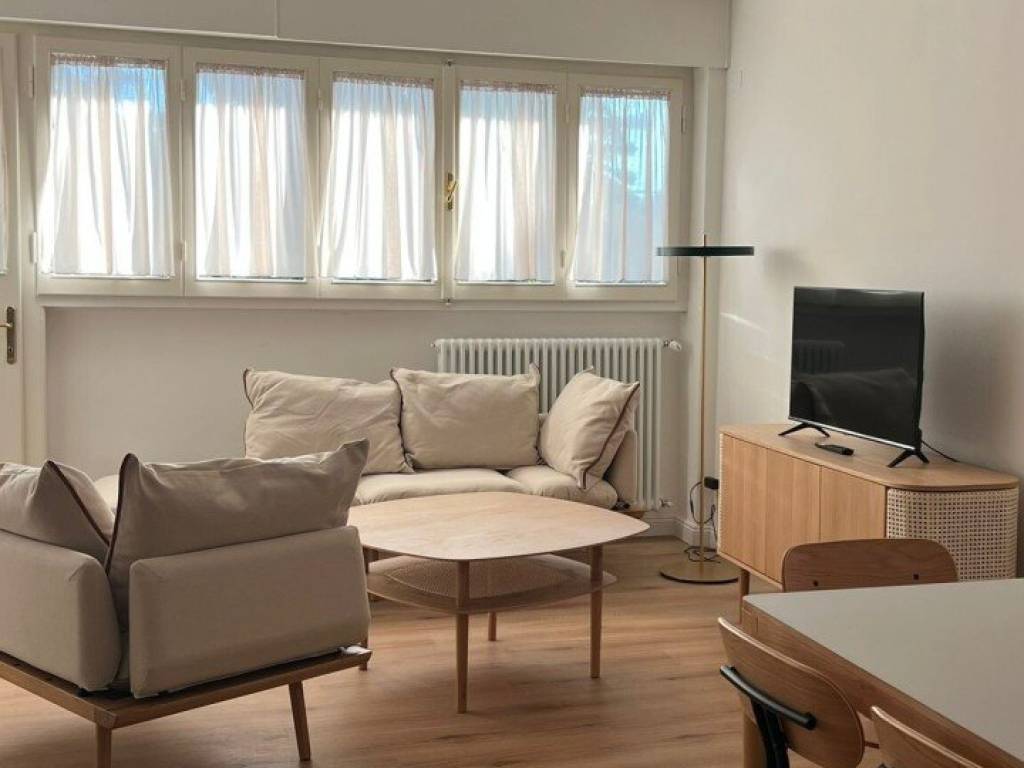 appartamento in vendita a Forte dei Marmi in zona Vittoria Apuana