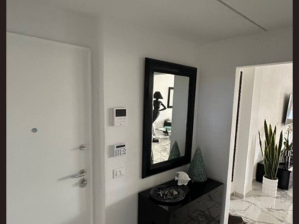 appartamento in vendita a Forte dei Marmi in zona Vittoria Apuana