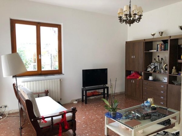 casa indipendente in vendita a Forte dei Marmi in zona Vaiana