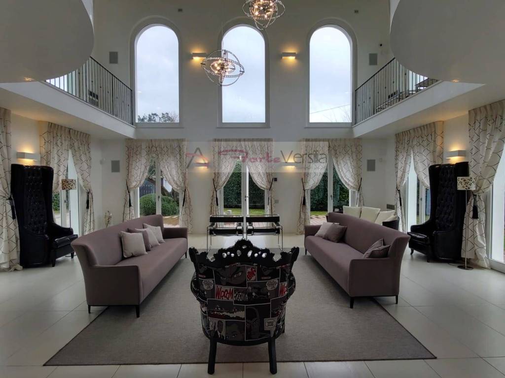 casa indipendente in vendita a Forte dei Marmi in zona Vittoria Apuana