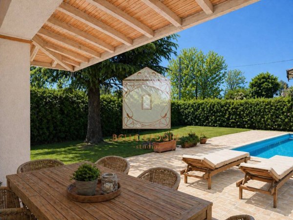 casa indipendente in vendita a Forte dei Marmi