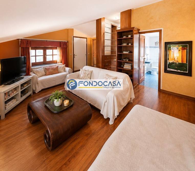 appartamento in vendita a Forte dei Marmi in zona Roma Imperiale