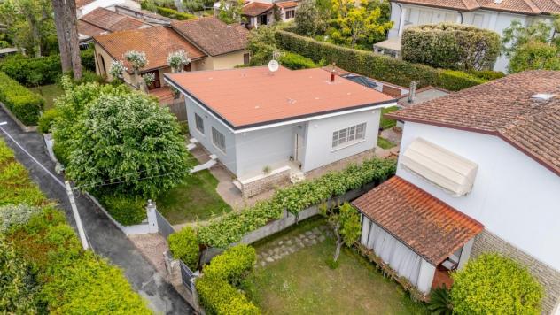 casa indipendente in vendita a Forte dei Marmi
