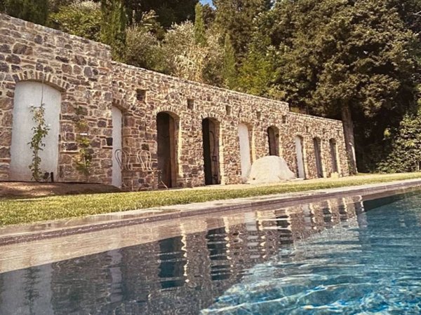 casa indipendente in vendita a Forte dei Marmi