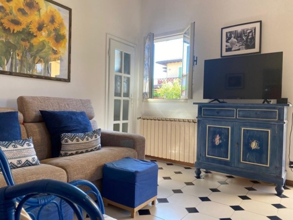 casa indipendente in vendita a Forte dei Marmi in zona Roma Imperiale