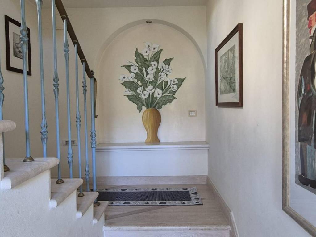 appartamento in vendita a Forte dei Marmi in zona Vittoria Apuana