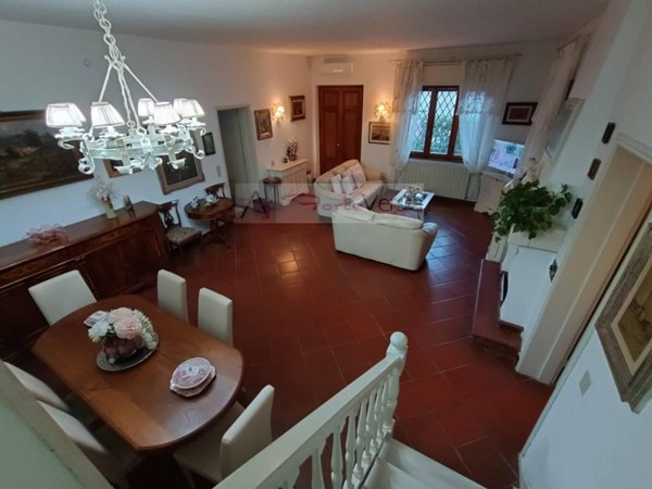 casa indipendente in vendita a Forte dei Marmi