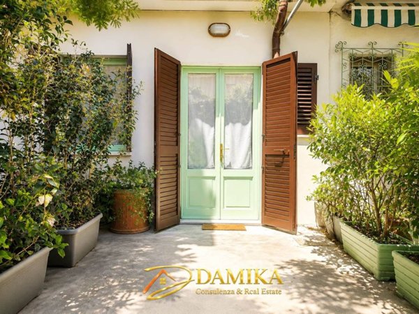 appartamento in vendita a Forte dei Marmi