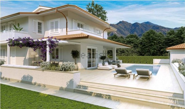 casa indipendente in vendita a Forte dei Marmi