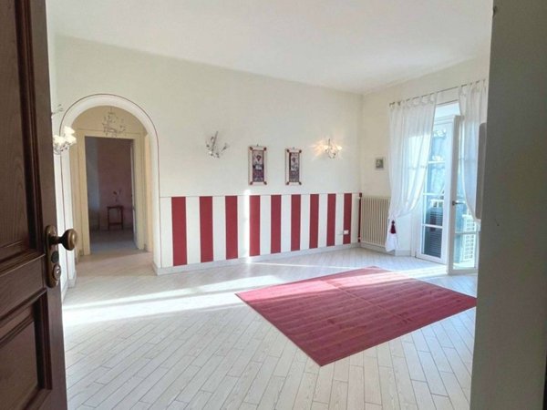 appartamento in vendita a Forte dei Marmi in zona Roma Imperiale