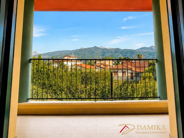 appartamento in vendita a Forte dei Marmi in zona Vittoria Apuana