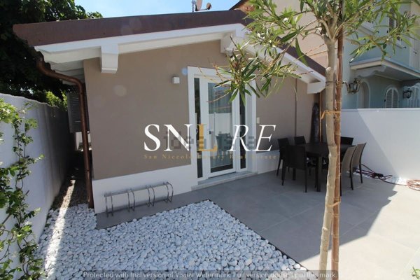 casa indipendente in vendita a Forte dei Marmi