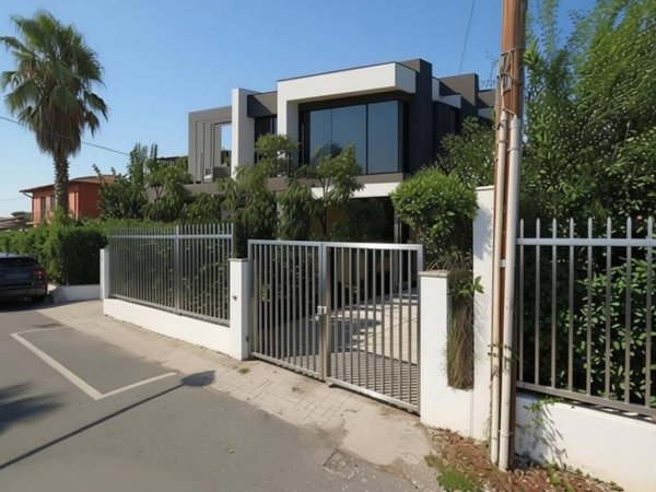 casa indipendente in vendita a Forte dei Marmi in zona Roma Imperiale