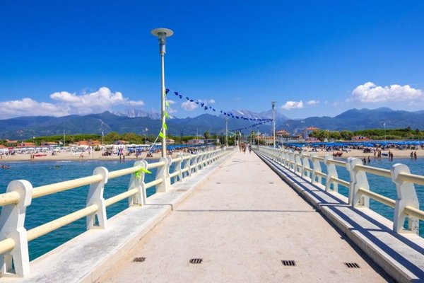 terreno edificabile in vendita a Forte dei Marmi in zona Vittoria Apuana